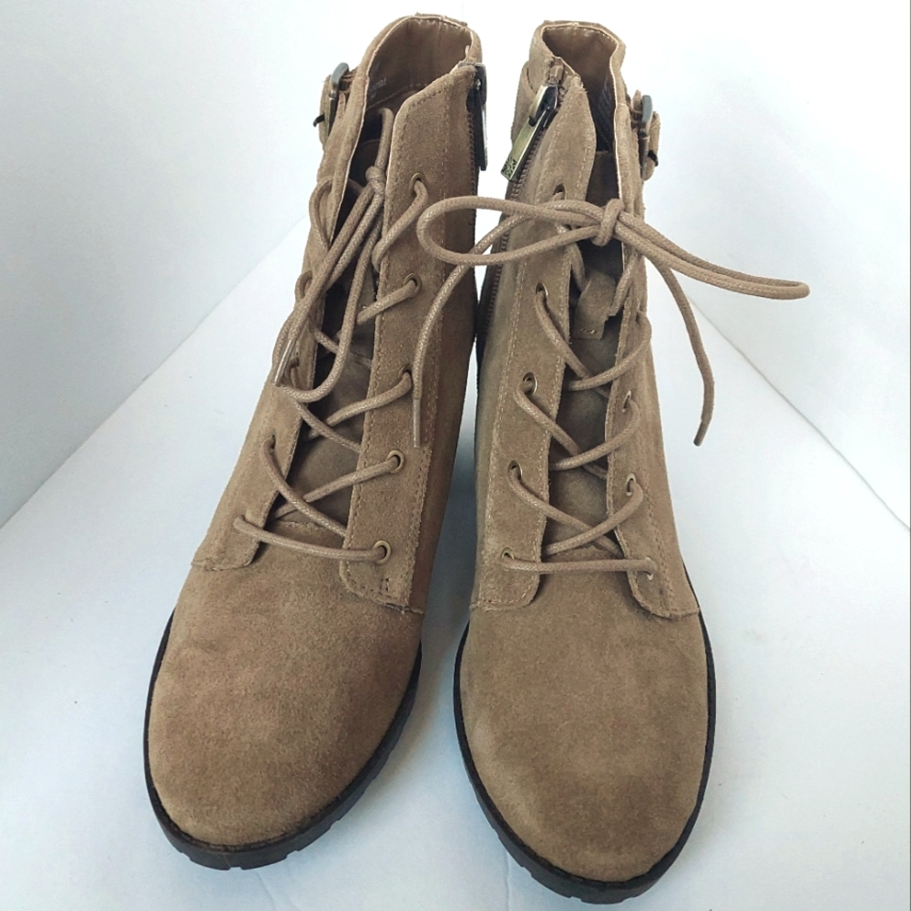 NWOB Anne Klein Women's Kalex Iflex Lace Up Front w/ Side Zipper Sze 7.5M